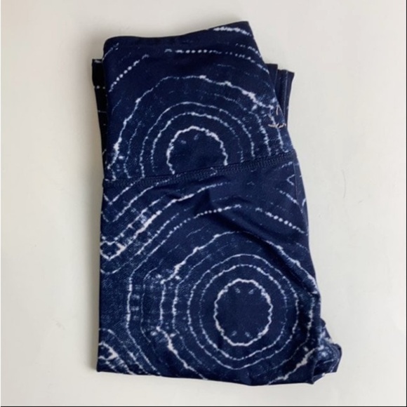 BEYOND YOGA Lux Dune High Waist Graphic Blue & White Leggings S Athleisure Gym - Picture 10 of 13